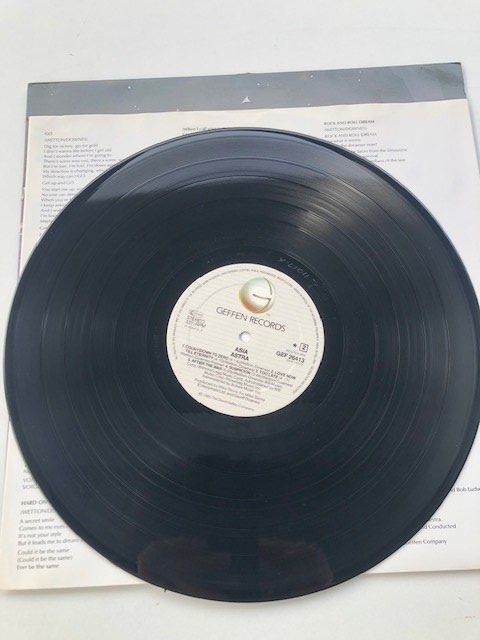 Dischi in vinile: Asia – Usato da Aarwangen venduto da Jukebox3 9