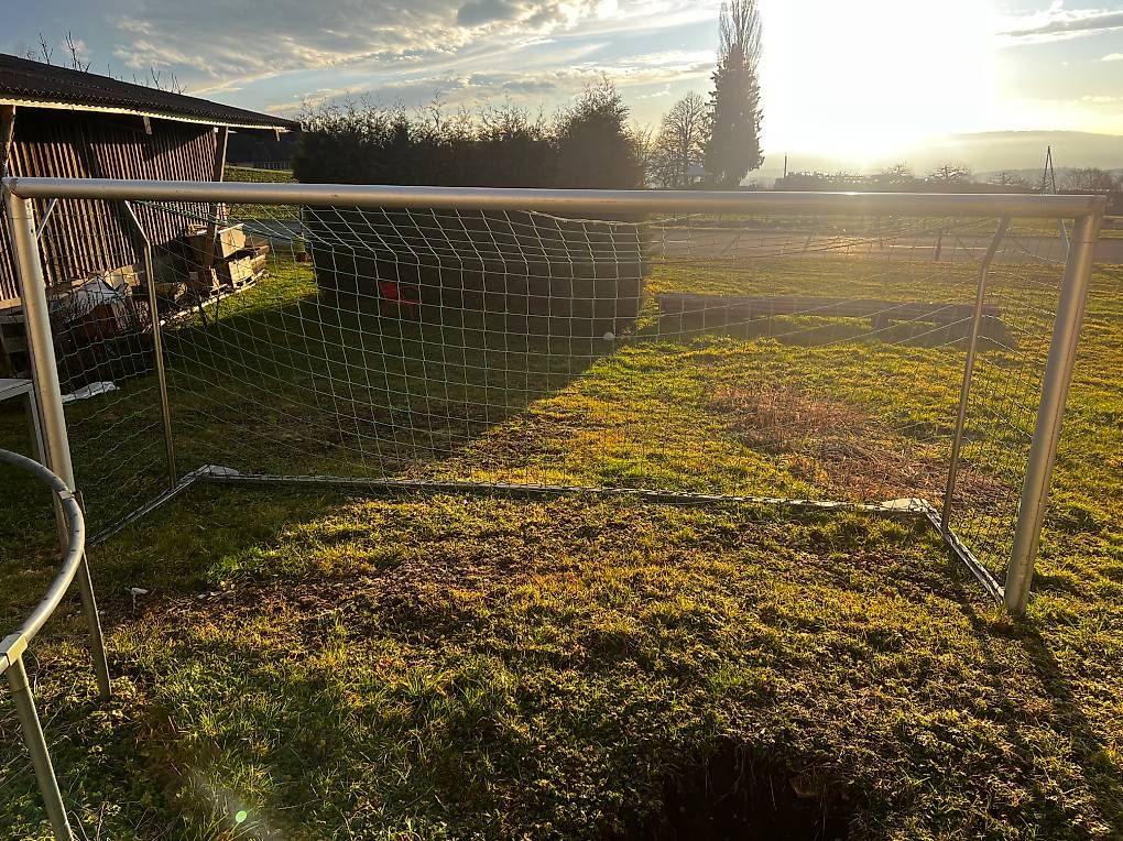 Porte da calcio e da hockey: Massives Fussballtor – Usato da Wernetshausen venduto da ruepet1