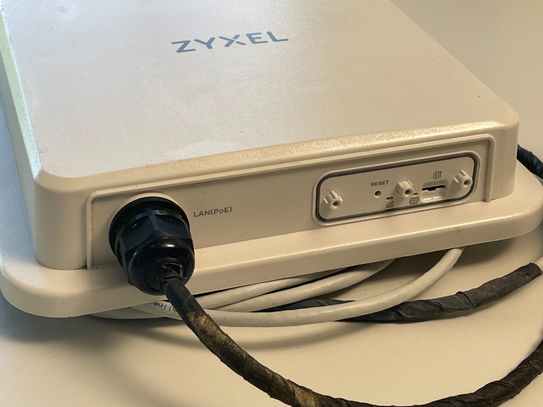 Zyxel Modems & Router: ZYXEL NR7102 5G Router Modem – Gebraucht aus Härkingen von tolgrbe 1