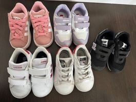 Lot de basket chaussures fille taille 22 de marque