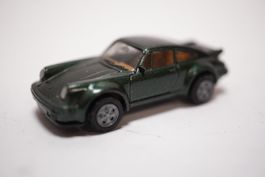 e16 Herpa 1:87 Porsche 930 grün met