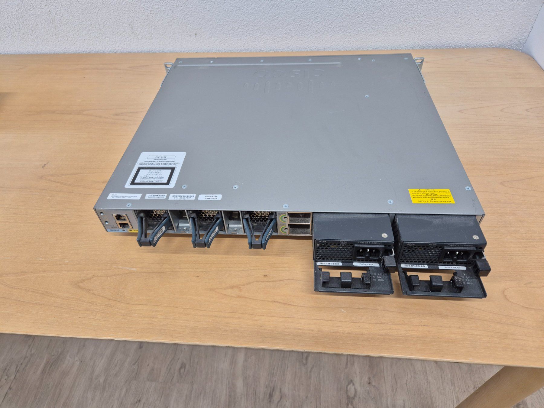 Server: Cisco Catalyst 8350 Inkl. Module C3850 -NM2-10G (Switch) – Gebraucht aus Elgg von computerbrocki 2