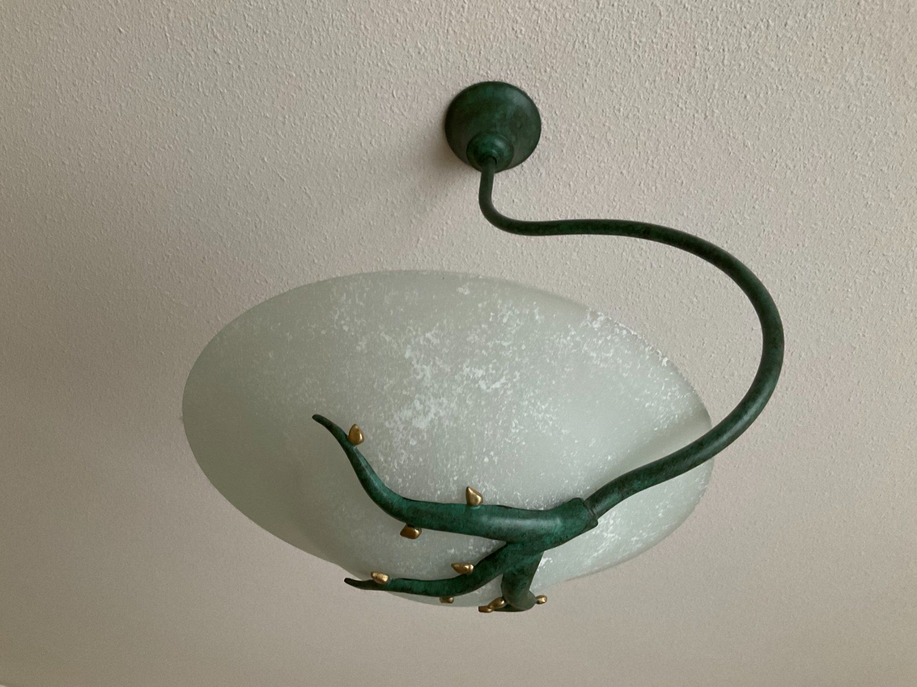 Lampadari & plafoniere: Lampe de plafond originale et élégante – Nuovo (secondo la descrizione) da Plan-les-Ouates venduto da gab_cgf6
