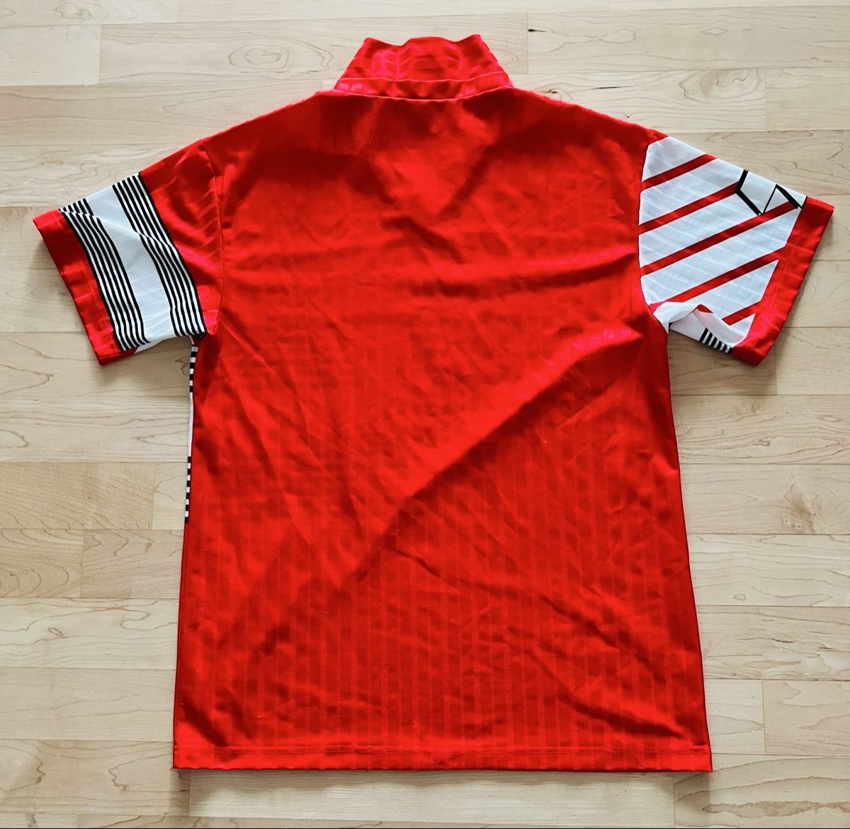 Canottiere & Pantaloni: CH-Nati Blacky Kult-Trikot – Usato da Bülach venduto da qnz12 1