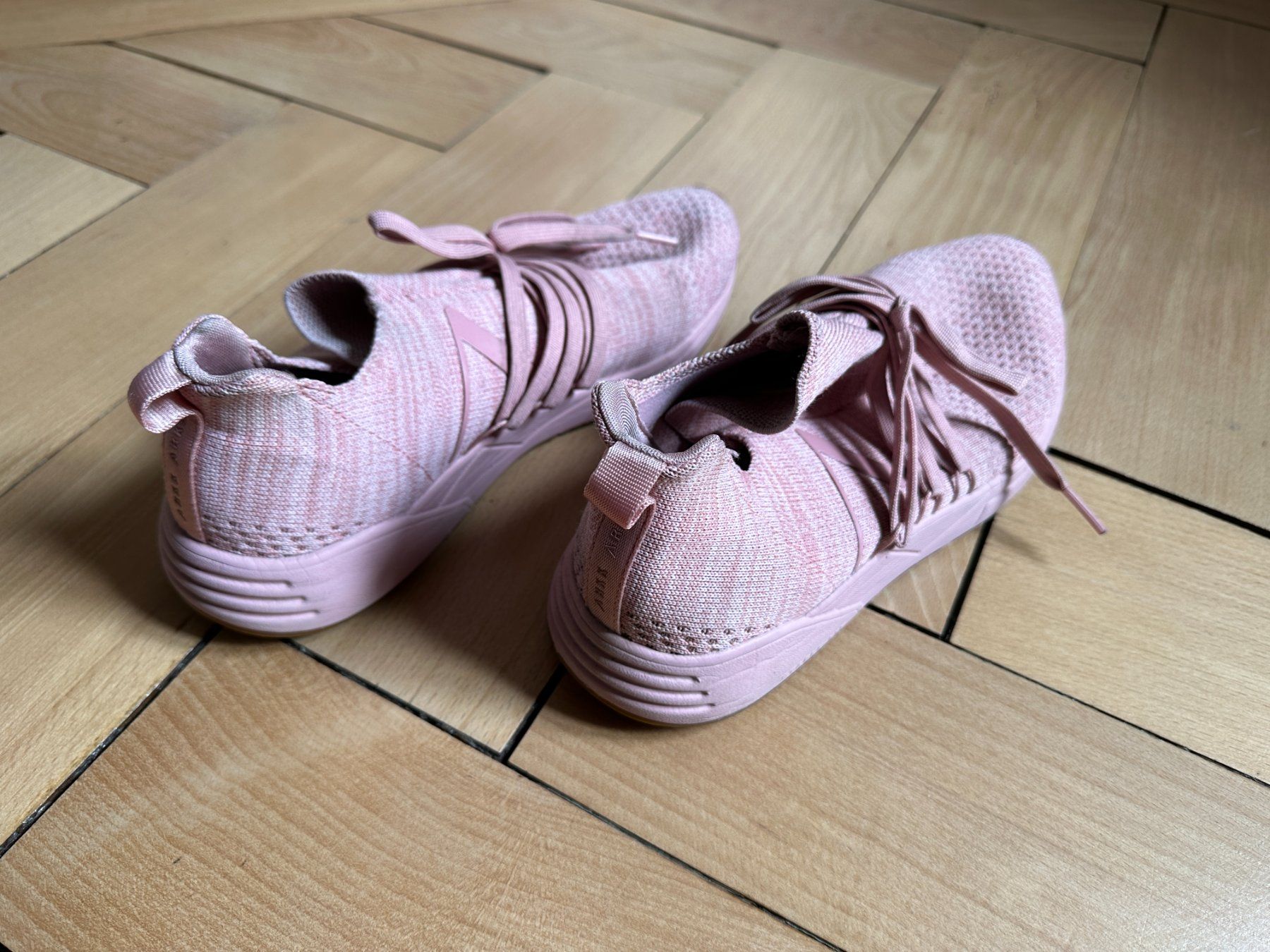 Chaussures femmes: ARKK Copenhagen - Sneaker rosa 40 – D'occasion à Zürich par Diazaio 2