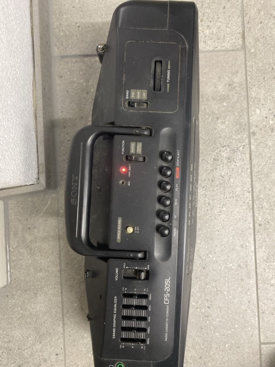 Radio: Radio Sony space sound – Usato da Rheineck venduto da Jas_m2r9 1