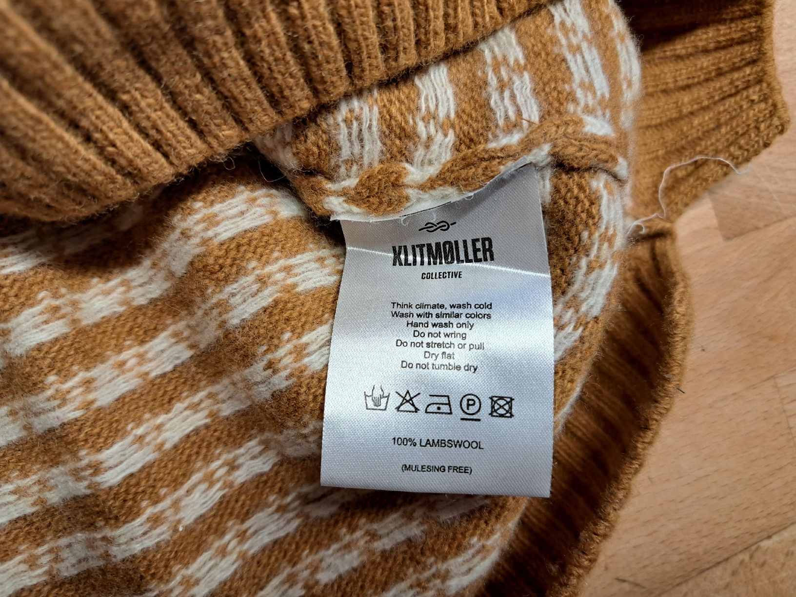 Maglioni & Felpe: Wollpullover Klittmöller – Usato da Eglisau venduto da Alruna 2
