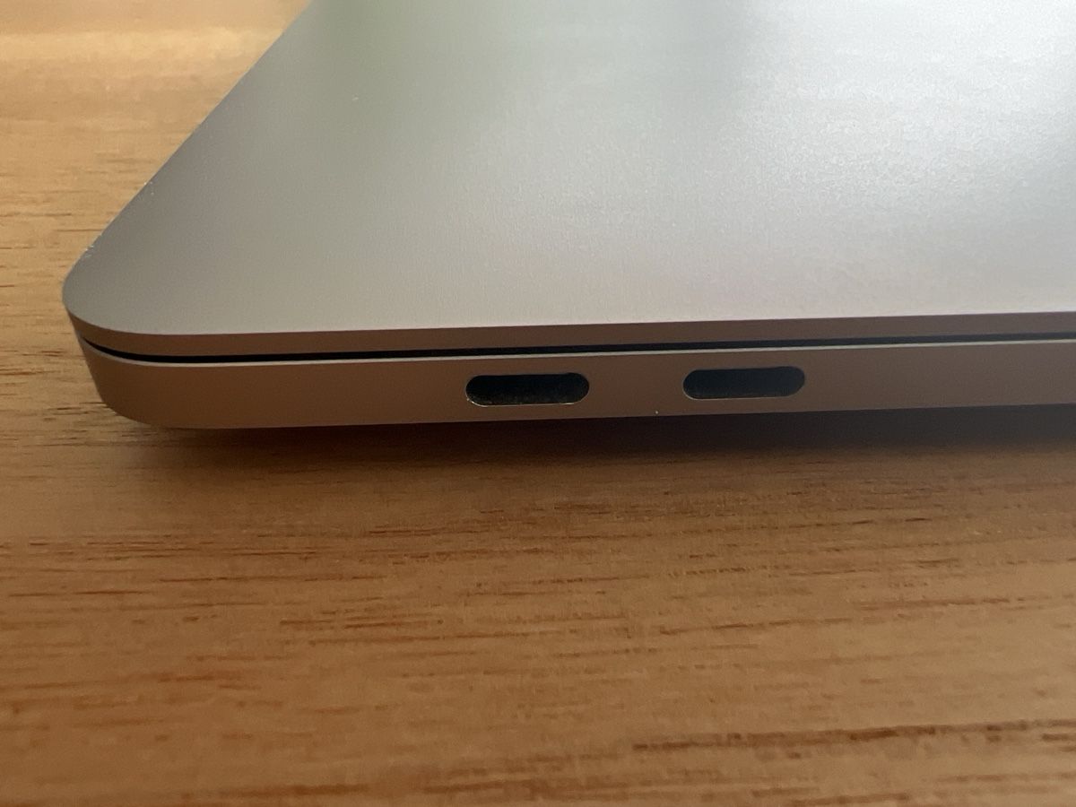 Apple Notebooks: Apple MacBook Pro Silber Mid 2019 – Gebraucht aus Gelterkinden von Pegasus_60 3