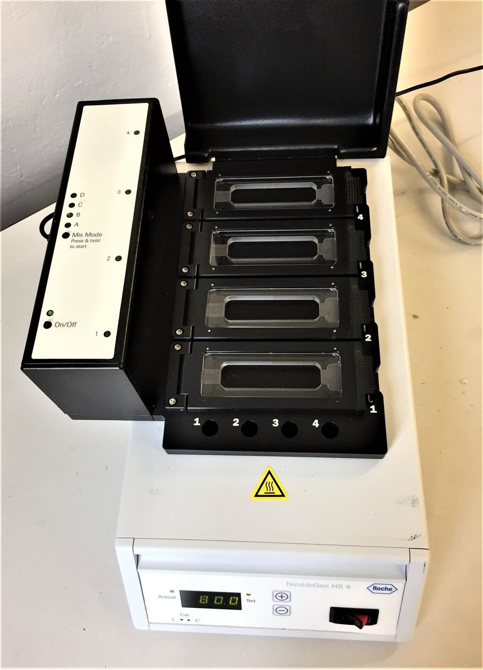 Smartwatch: NimbleGen 4 HS  Hybridisierungsstation – Gebraucht aus Niederdorf von LeptonAG_Labor 5