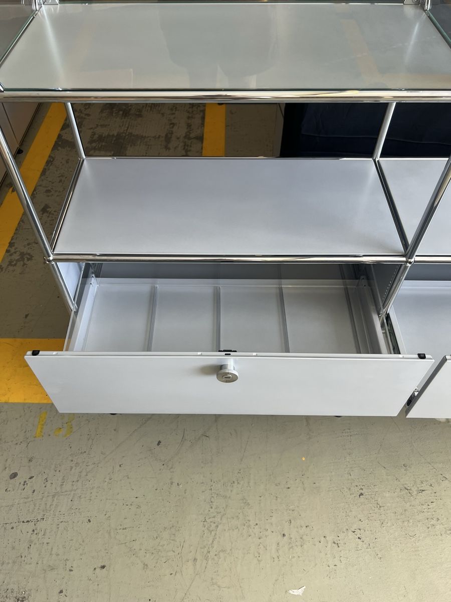 Étagères: USM Haller Designklassiker Sideboard – Neuf (Voir description) à Luzern par B-R 7