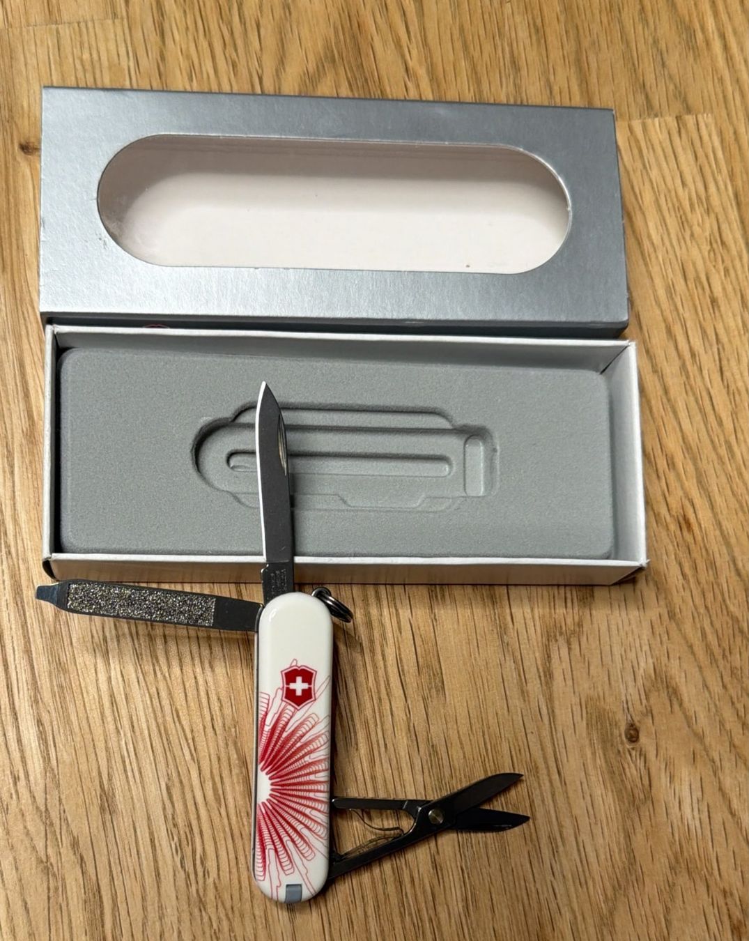 Victorinox Coltelli tascabile: VICTORINOX SACKMESSER – Nuovo e nell'imballaggio originale da Zürich venduto da Frei-Occasionen 2