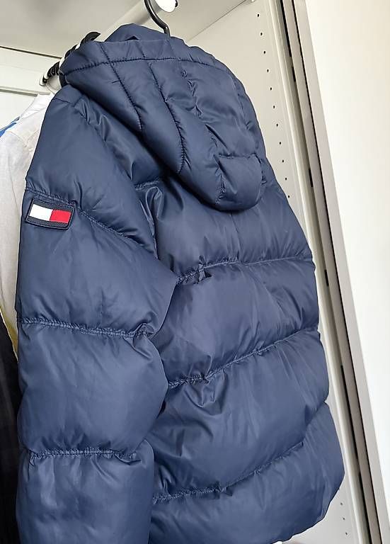 Jacken & Mäntel: Tommy Hilfiger Daunenjacke 152 – Gebraucht aus Buchs AG von Cres3 1