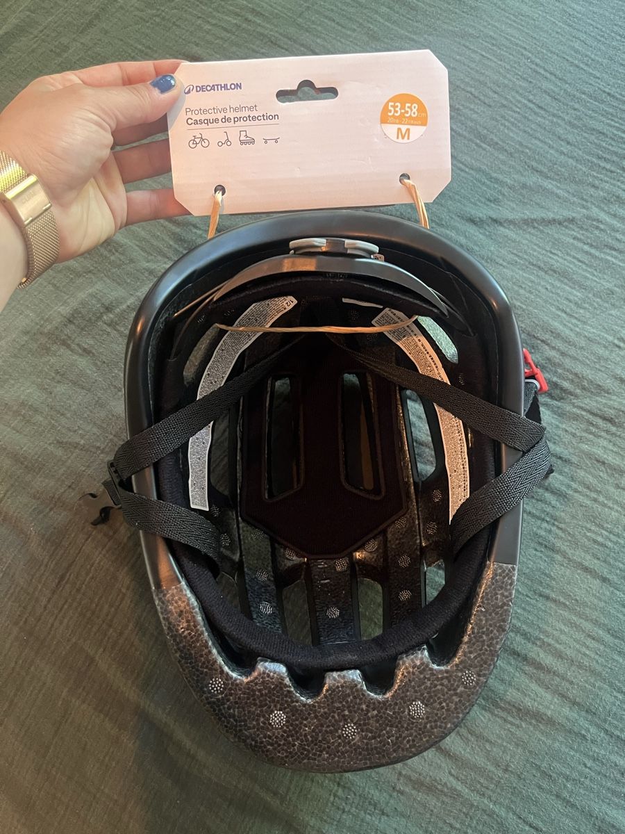 Decathlon Caschi: NEU Velohelm City 500  – Nuovo (secondo la descrizione) da Zürich venduto da jael001 2
