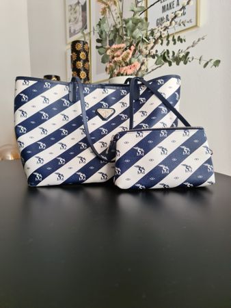 MAISON MOLLERUS Shopper Bern / Special Edition, weiss/blau