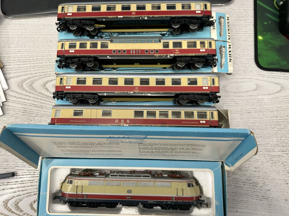 Märklin Modelleisenbahnen: Märklin 3053 DB BR 103 Reisezug – Gebraucht aus Lupsingen von New-Haven 6