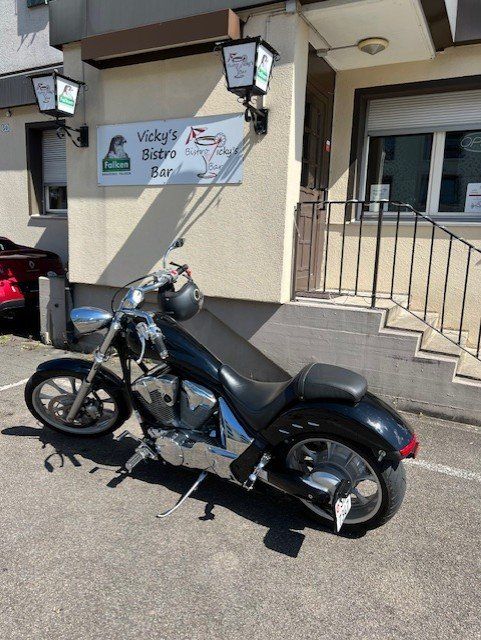 Honda Chopper: Honda VT1300CXA – Usato da Schaffhausen venduto da Tarki 1