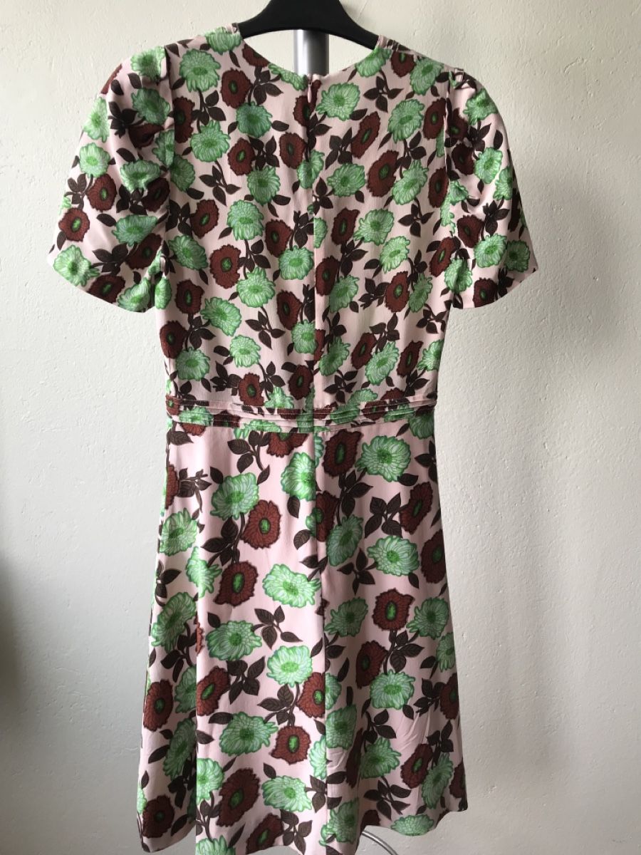 Sandro Kleider: SANDRO - Robe Ajustée, Évasée, t34, 100% Soie à fleurs – Neu (gemäss Beschreibung) aus Morges von sandy069 2
