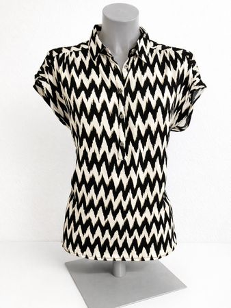 Tolle schwarz-weisse Bluse von GARCIA, Gr. XS