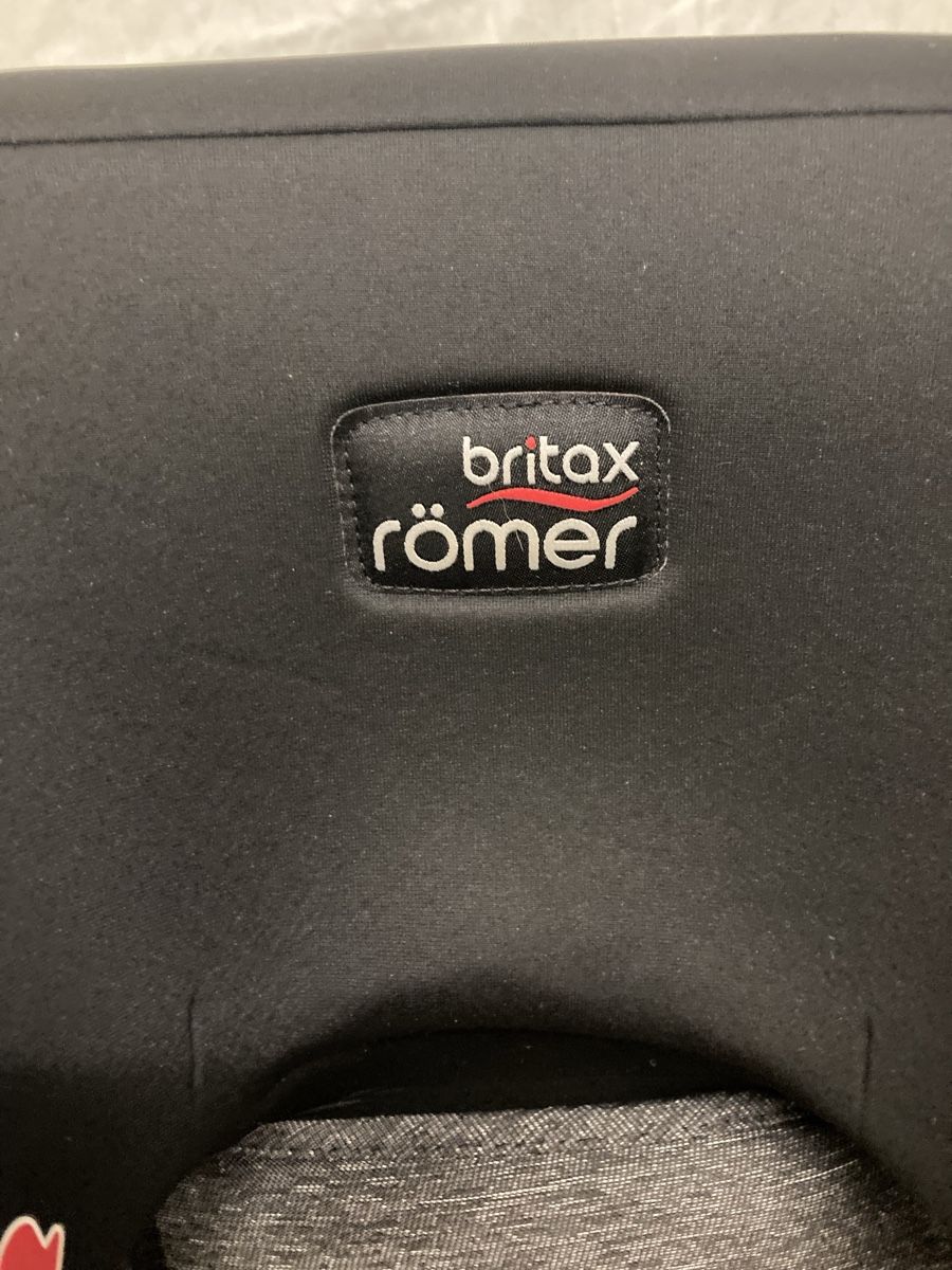Britax Römer Seggiolini per auto: Autositz für Kinder – Usato da Unterkulm venduto da Anjo86 3