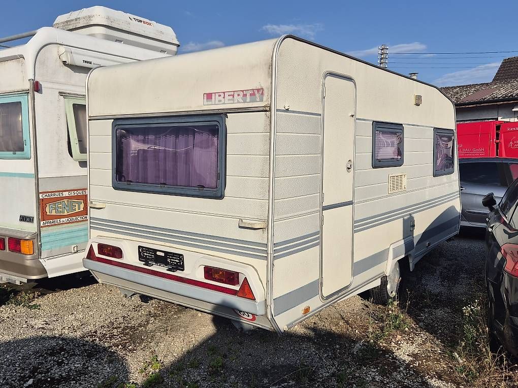 Veicoli da campeggio: Wohnwagen ab MFK gepflegt – Usato da Schwadernau venduto da MS90s 1