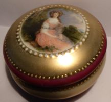 GAINSBOROUGH -PORZELLAN -DECKEL-DOSE,10,5-SCHÖNE ZEICHNUNG,