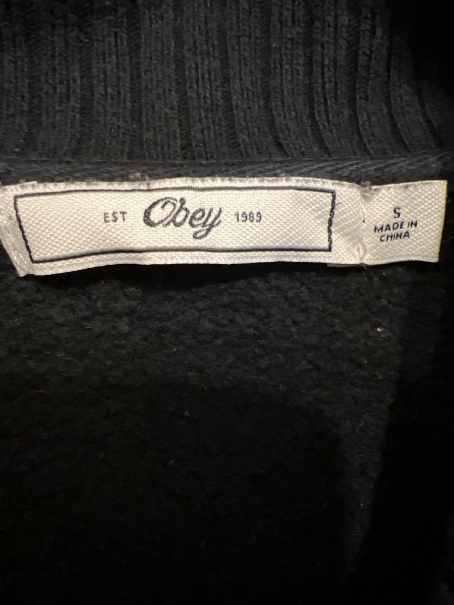 Obey Giacche: Obey Full Zip / Schwarze Sweatjacke Grösse S – Usato da Luterbach venduto da vatab 2