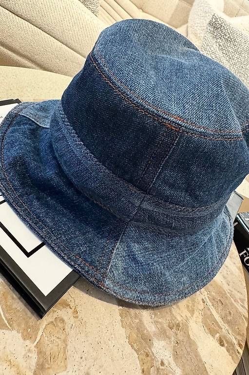 Dior Copricapi, berretti & cappellini: DIOR HUT DENIM – Nuovo (secondo la descrizione) da Schwyz venduto da bofb 2