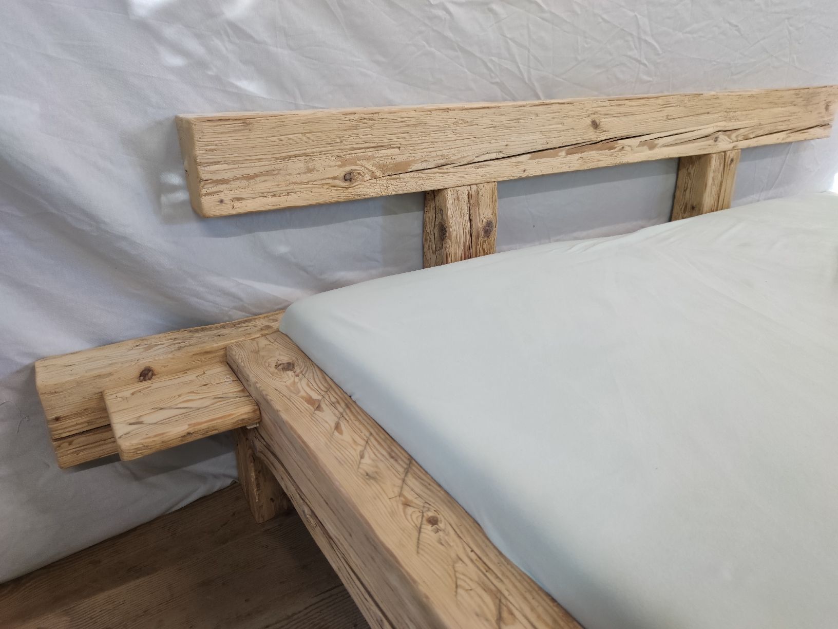 Betten: Altholzbalkenbett 180x200cm lang – Neu und originalverpackt aus Bad Feilnbach von Altholzmoebel 5