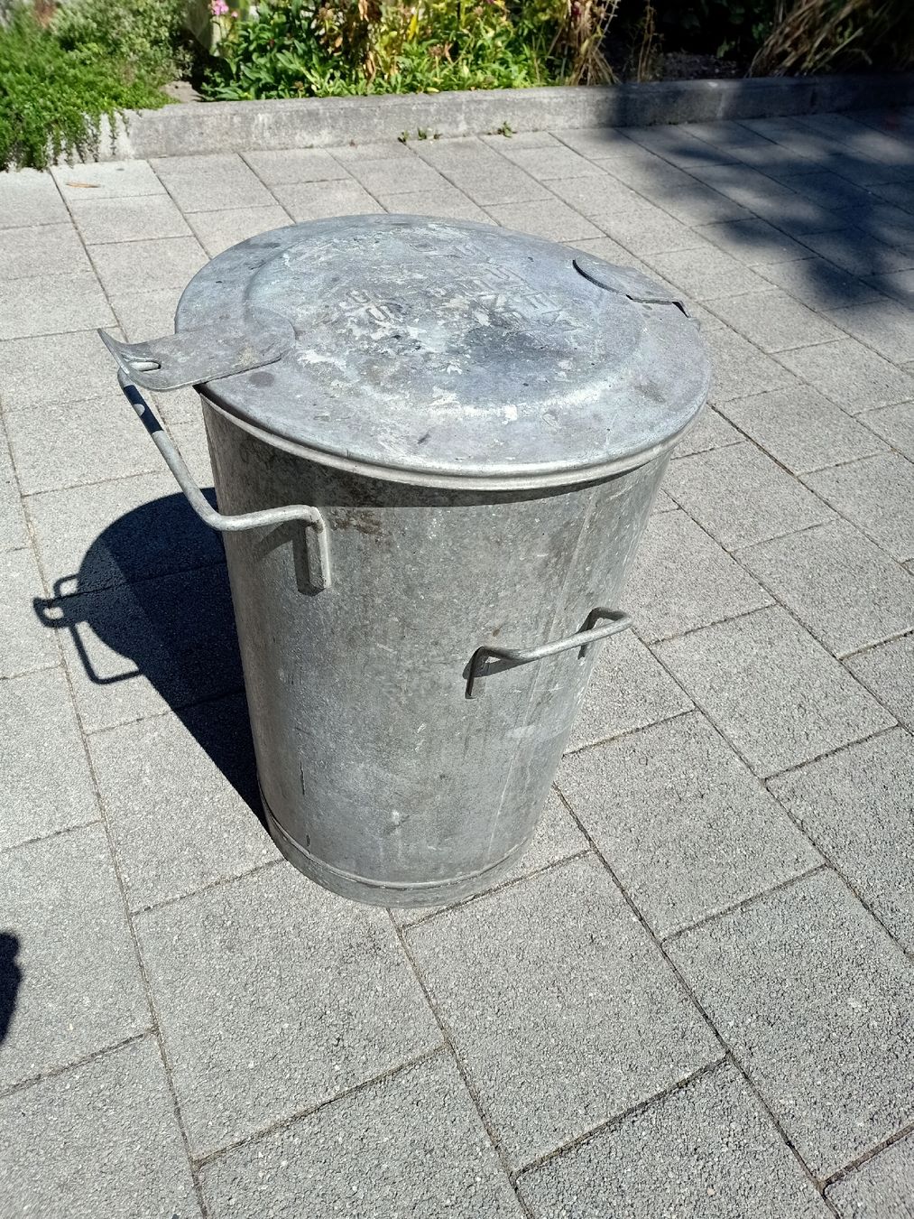 Ochsner Poubelles: Kehrichteimer Metall System Ochsner 55 Liter  – D'occasion à Flamatt par Marpou 3
