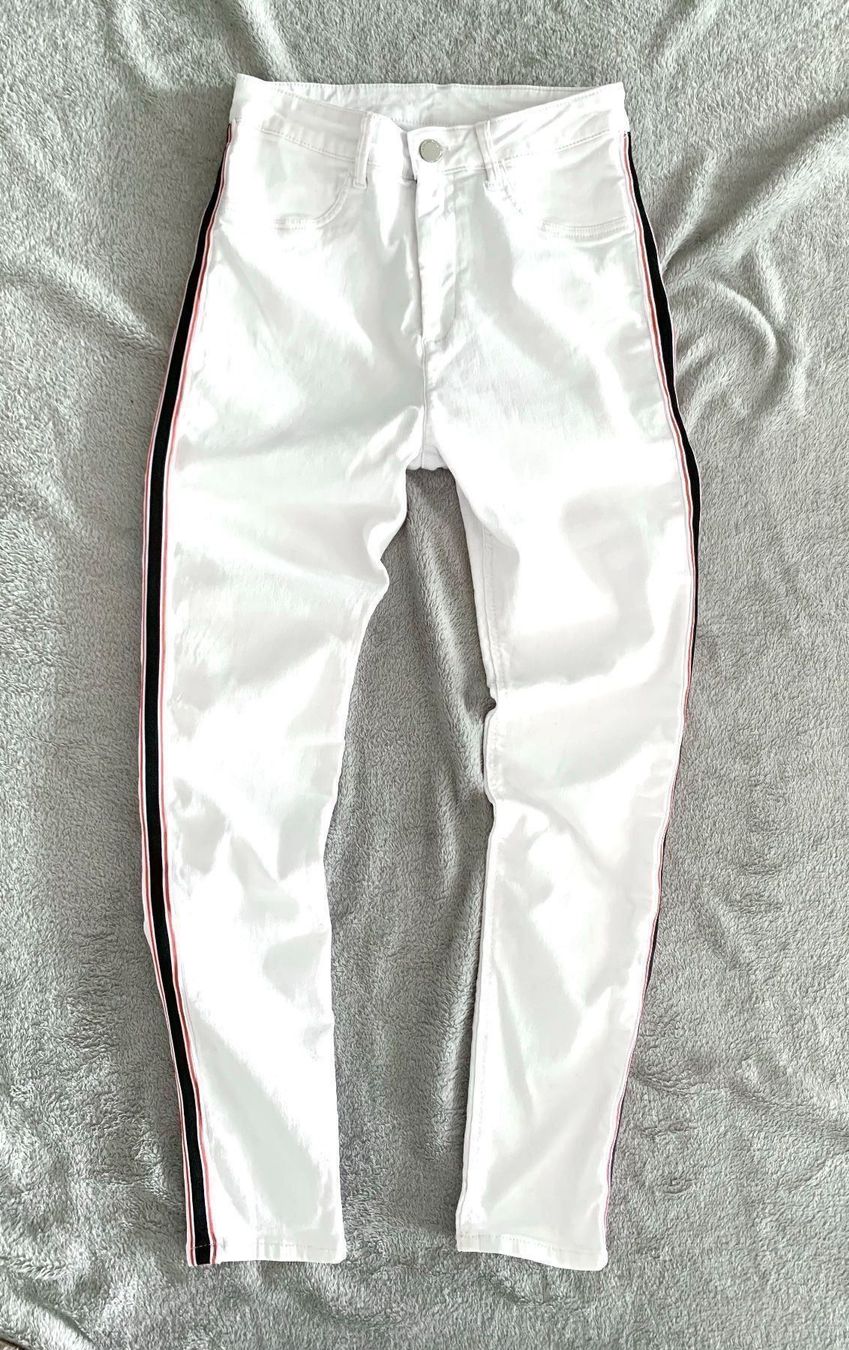 Lots de vêtements: Paket Gr. 36 / S weiss rot dunkelblau – D'occasion à Emmenbrücke par little.treasures 1