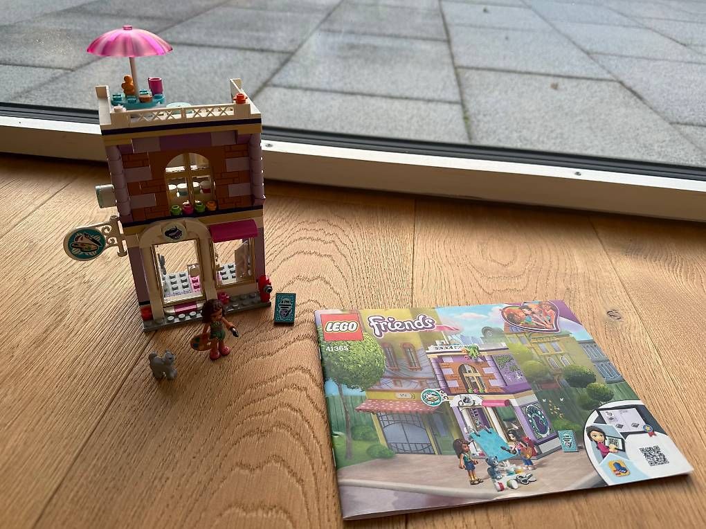Giocattoli: Lego Friends 41365 Künstlerstudio – Usato da Kirchlindach venduto da fecop