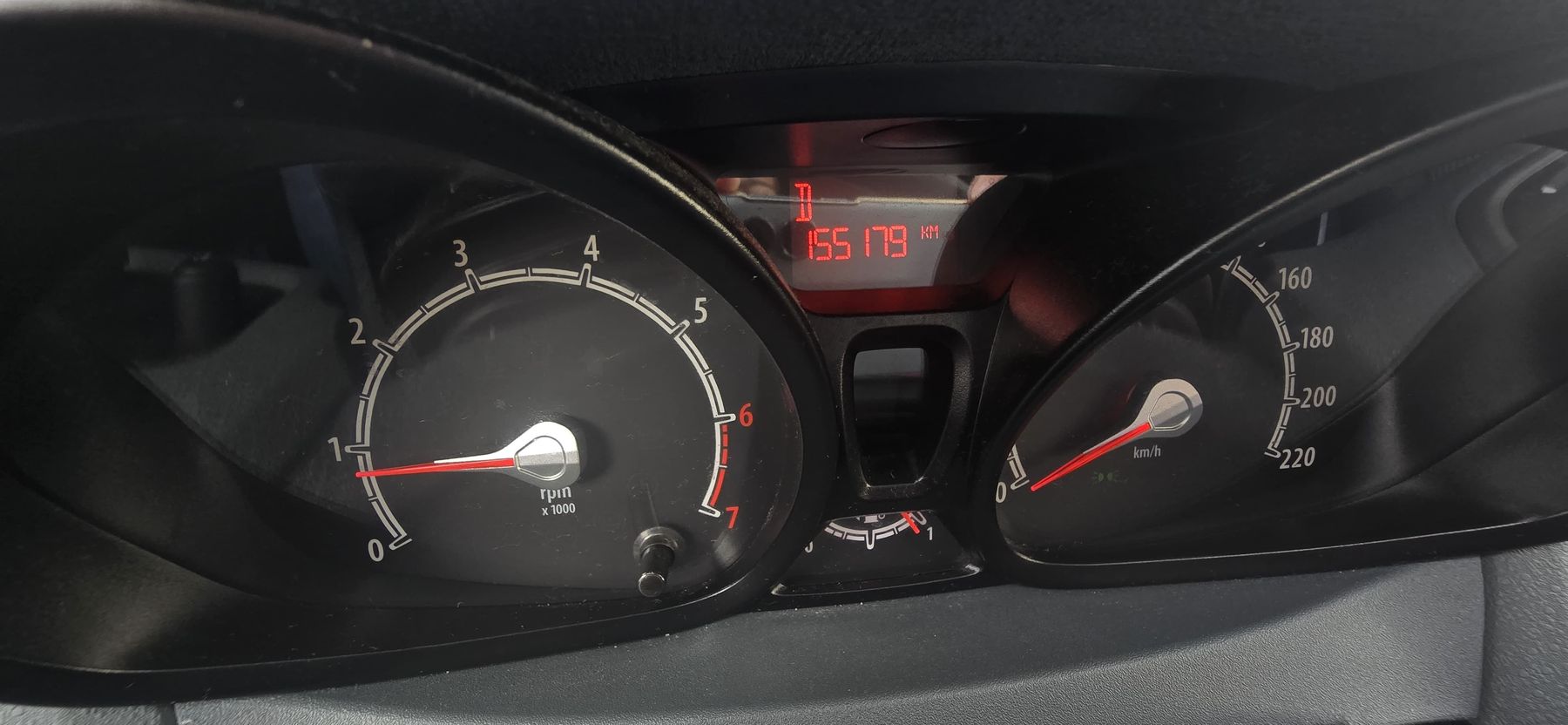 Ford Automobili: Ford Fiesta 1.4i Automat – Usato da Bachenbülach venduto da Technoise3 7