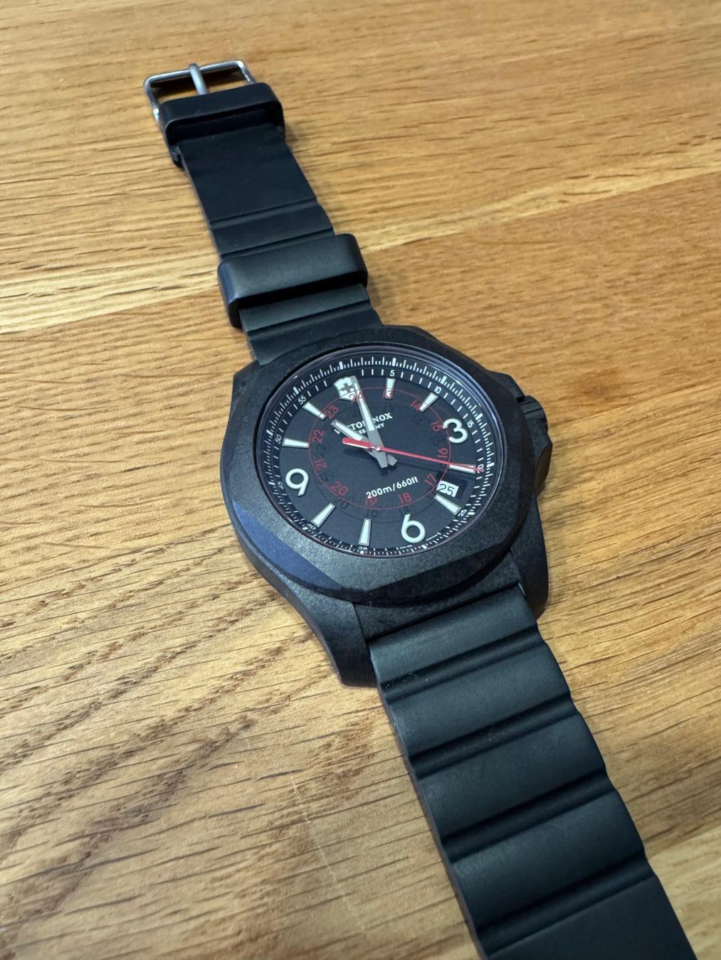 Victorinox Orologi: Victorinox INOX Carbon Black Uhr – Usato da Brunnen venduto da chief97 1