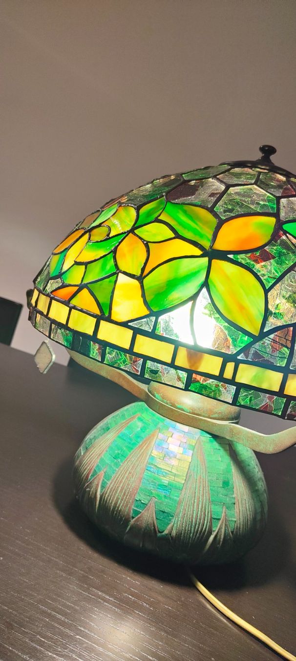 Lampen: Tiffany Lampe mit Arrowroot L.Fuss – Gebraucht aus Volketswil von rerererarara 4