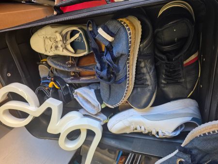 Koffer voller Schuhe Gr.44 und andere