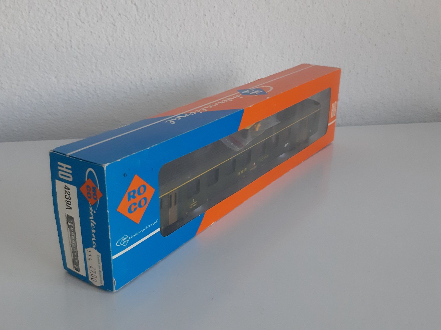 Roco Modelleisenbahnen: Roco HO 4239 A PersonenWagen – Gebraucht aus Buchs SG von Bray_Law 1