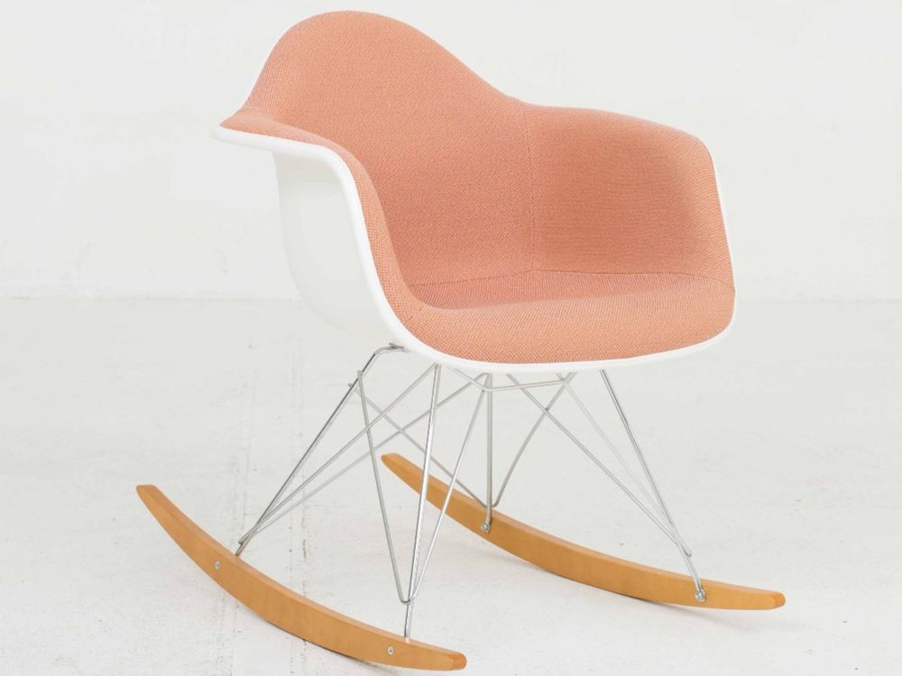 Vitra Plastic RAR Rocking Armchair - Eames, Special Edition (Gebraucht ...