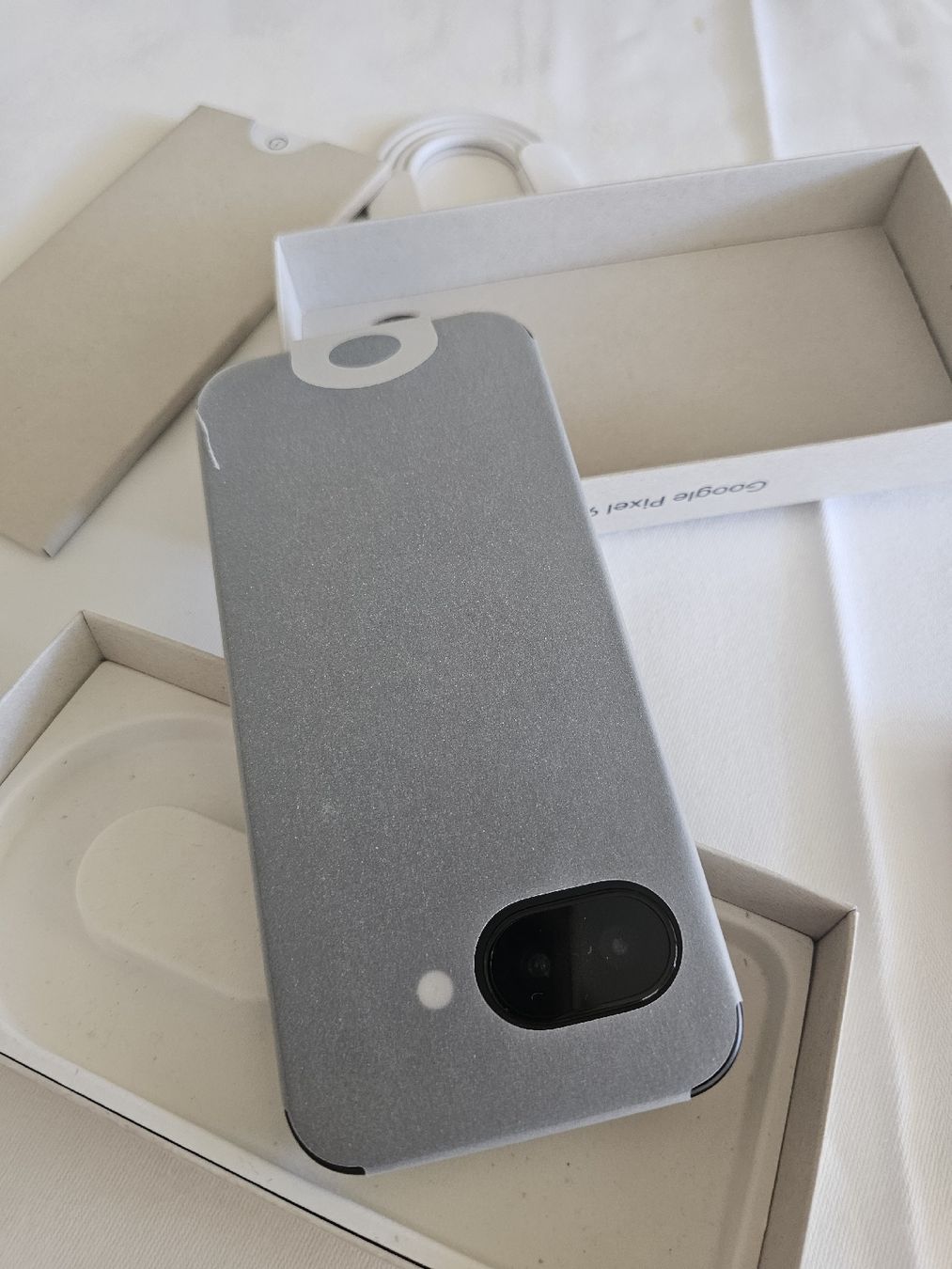 Google Telefoni cellulari / Smartphones: GOOGLE  Pixel 9a, 128GB, Obsidian – Nuovo e nell'imballaggio originale da Brüttisellen venduto da ali_sr6s 2