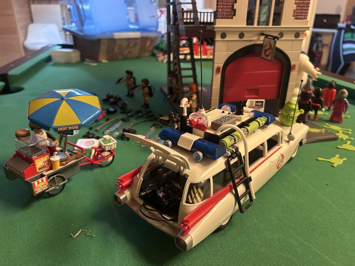 Playmobil Jouets: Playmobil Ghostbusters mit Auto usw. – D'occasion à Schattdorf par Beni8080 1