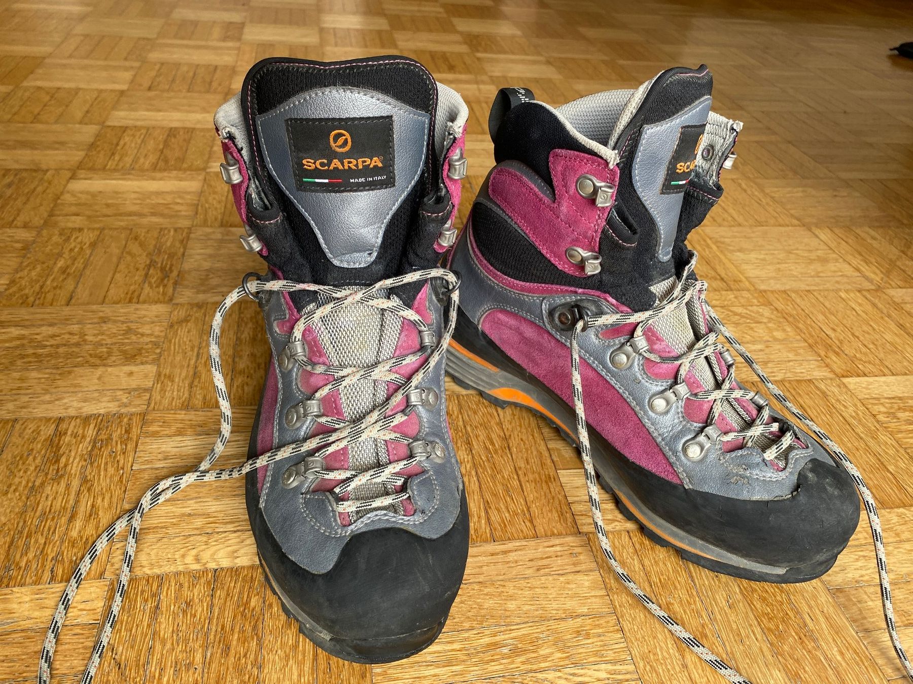 Scarpa Scarpe da donna: Scarpa Wanderschuhe Damen 40,5 Gore-Tex – Usato da Oetwil am See venduto da Katami7