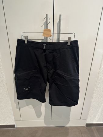 Arcteryx short (gr.M)