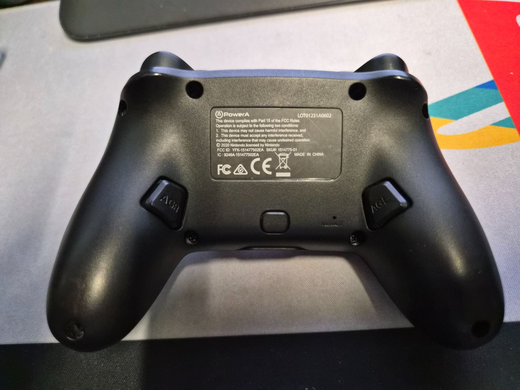 Nintendo Controller: Mini Controller Nintendo Switch schwarz Ink. Ladekabel 45W – Usato da Zürich venduto da Joselito0 1