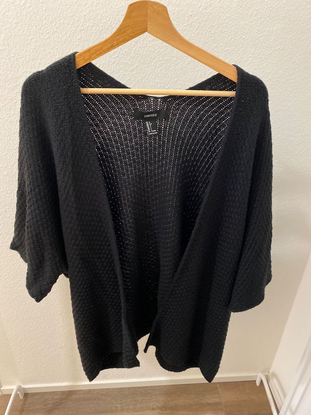 Giacche: Forever21 Cardigan kurzarm schwarz Gr. L – Usato da Pratteln venduto da a23_j2gs 1