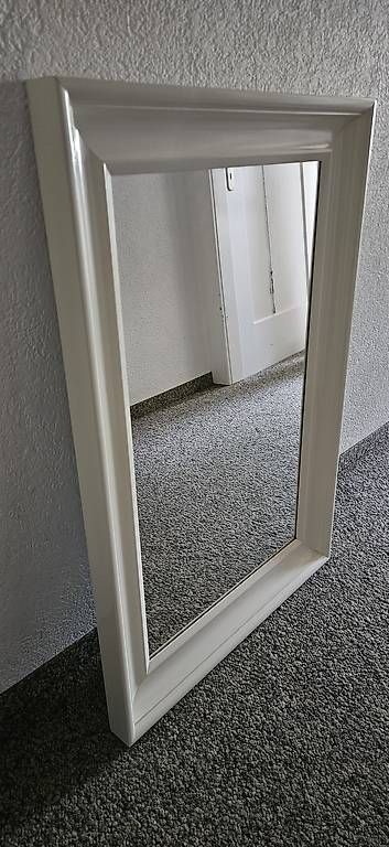 Miroirs: Weisser Spiegel mit Holzrand – D'occasion à Aarau Rohr par Adoxa 1