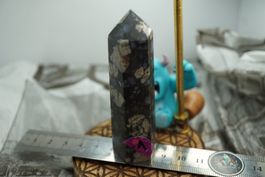 Merlinit       Gabbro      Spitze   8cm x 2cm