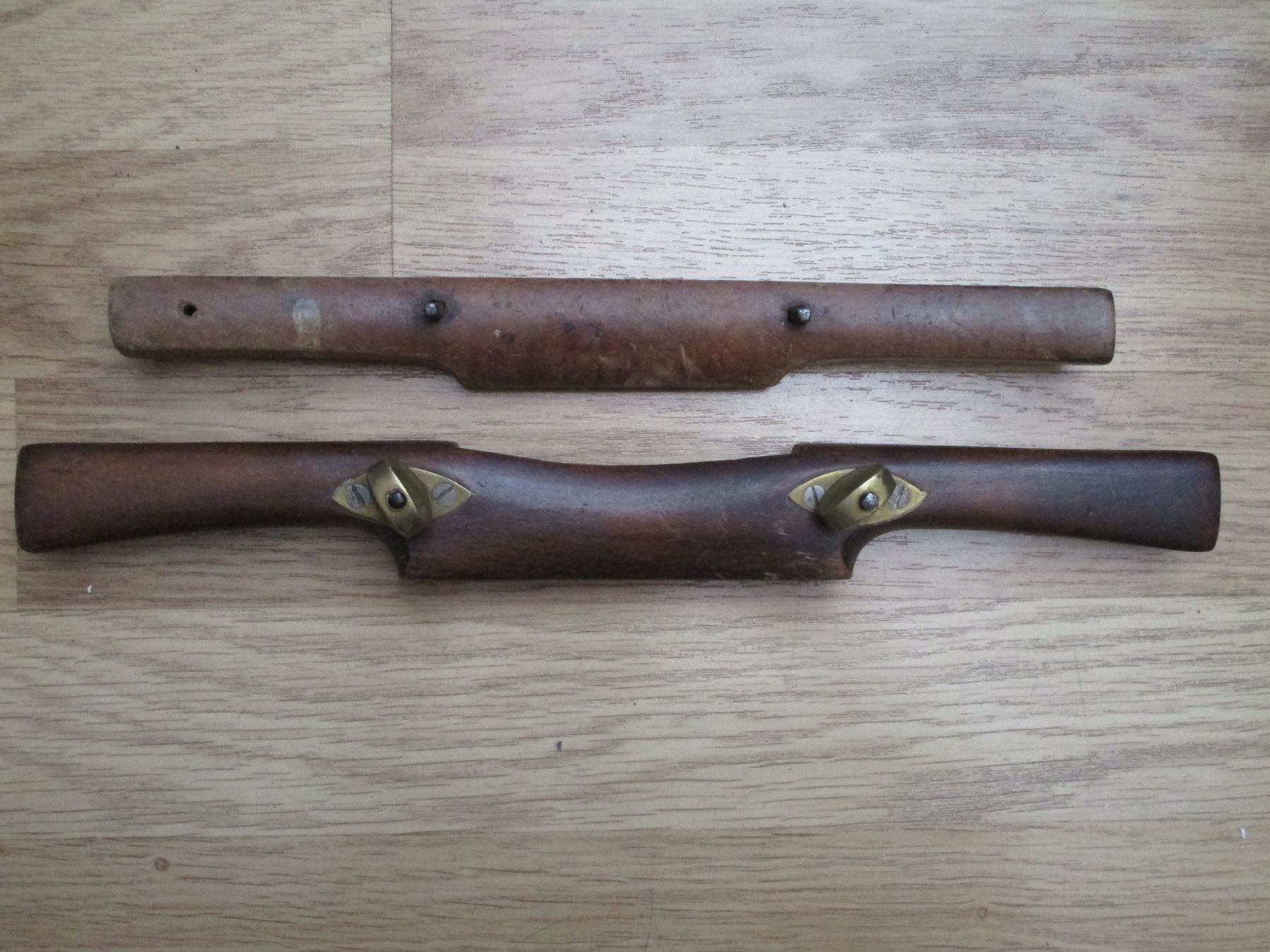 Alle Werkzeuge: 2 antike Holzhobel – Gebraucht aus Heimberg von Lupo57
