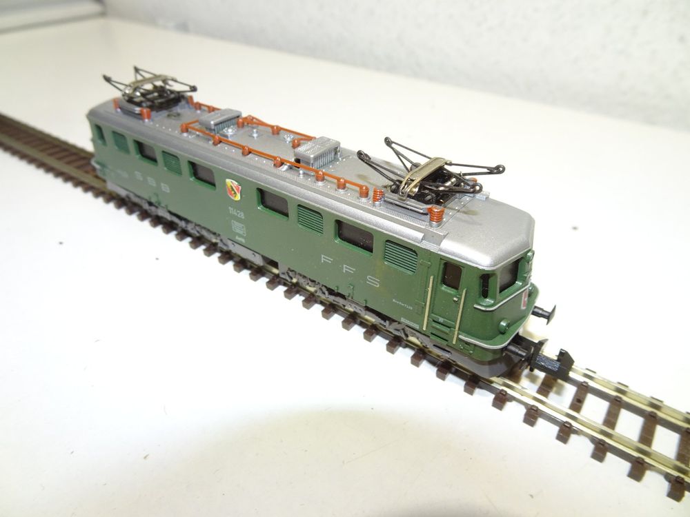 Minitrix N - 2956 - Electric locomotive series Ce 6/8 II