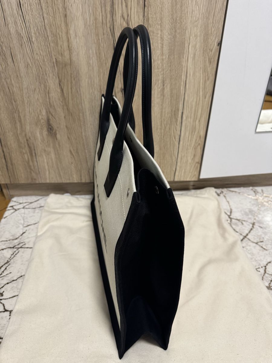 Borse: Saint Laurent Rive Gauche Large Tote Bag – Nuovo (secondo la descrizione) da Fribourg venduto da ann_bh2p 2