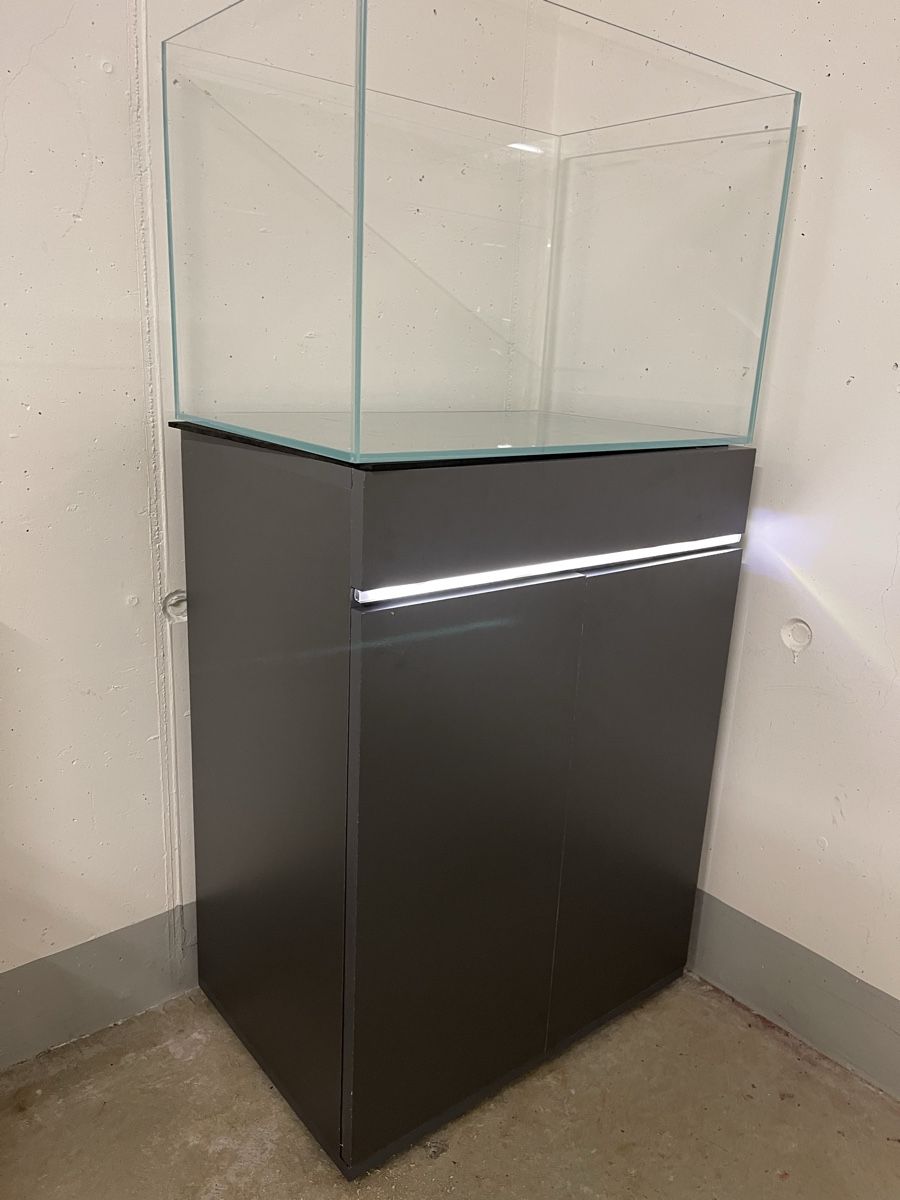 Aquarium: Aquarium 60P  – D'occasion à Hinwil par ron_t8wh 1