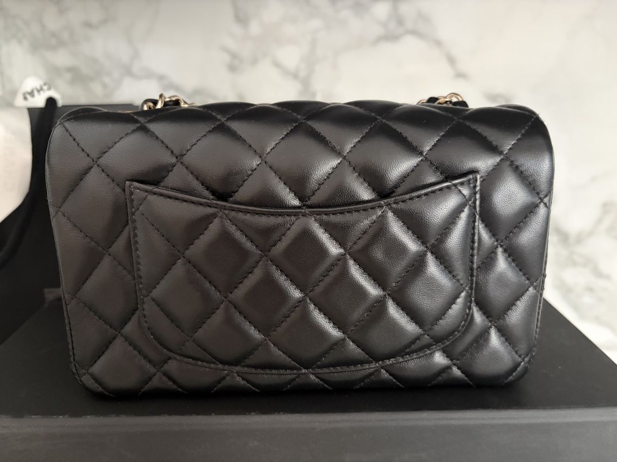 Chanel Sacs femmes: Chanel mini rectangular black – Neuf (Voir description) à Zürich par Loveluxery 4